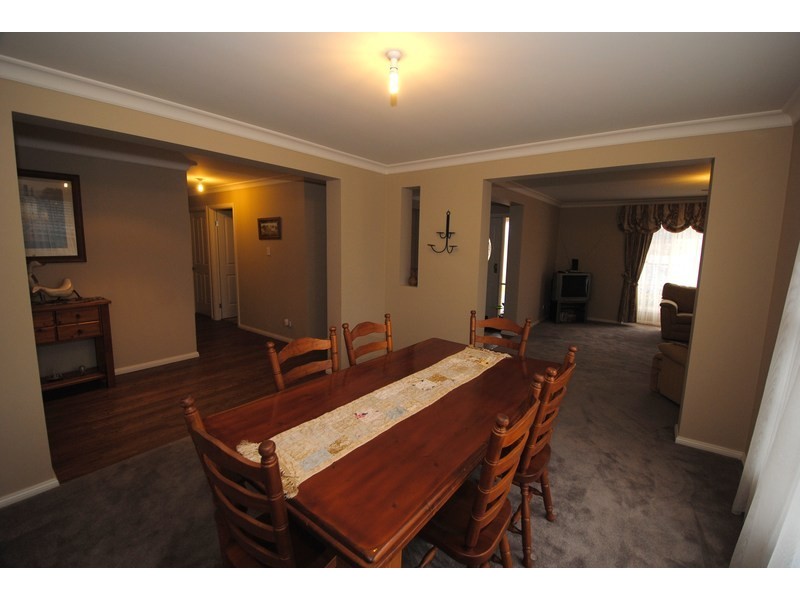 8 Robertson Street, Lithgow NSW 2790