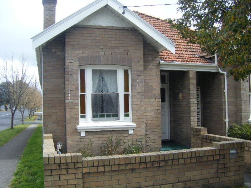 2 Laurence Street, Lithgow NSW 2790
