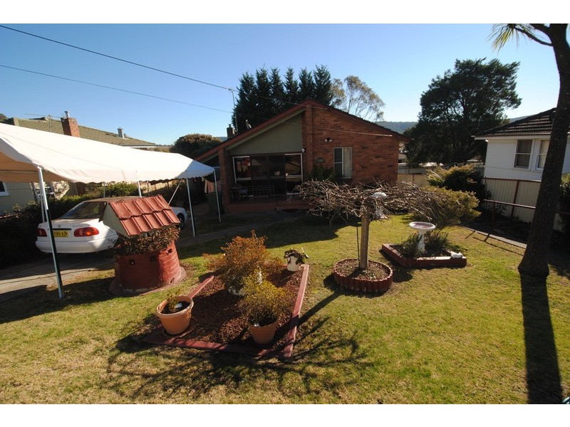 11 Landa Street, Lithgow NSW 2790