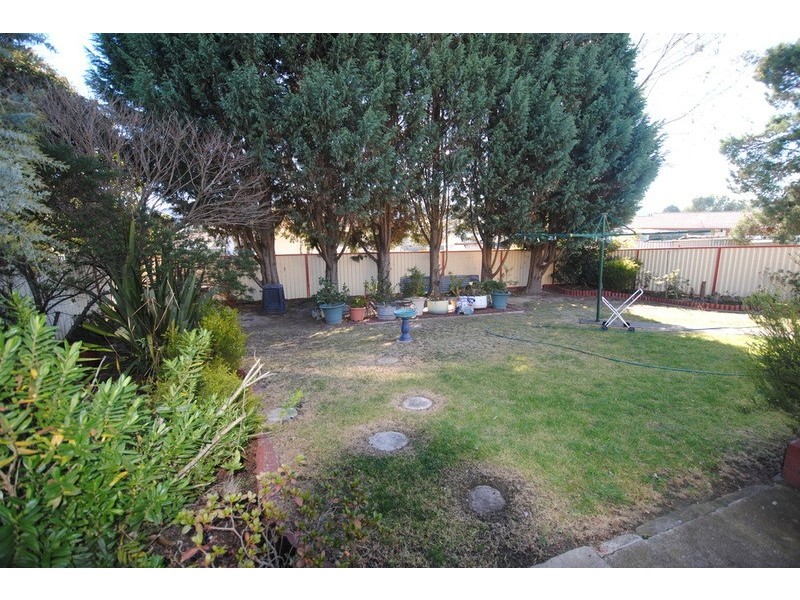 11 Landa Street, Lithgow NSW 2790