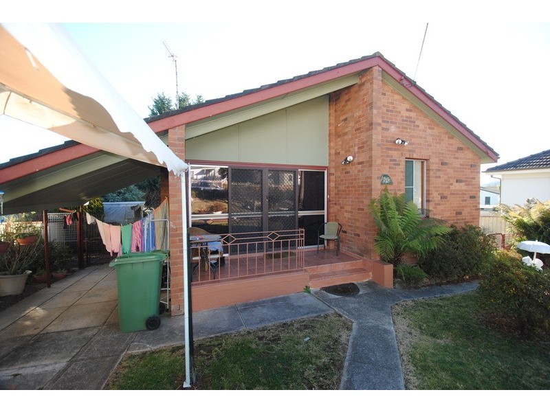 11 Landa Street, Lithgow NSW 2790