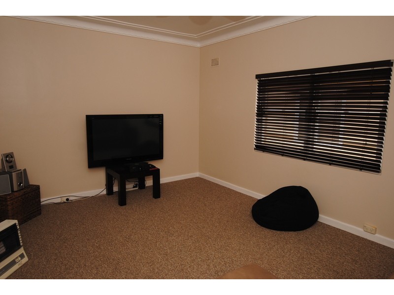 62 Rifle Parade, Lithgow NSW 2790