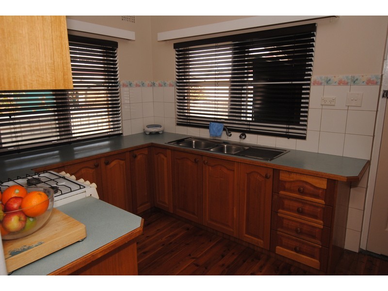 62 Rifle Parade, Lithgow NSW 2790