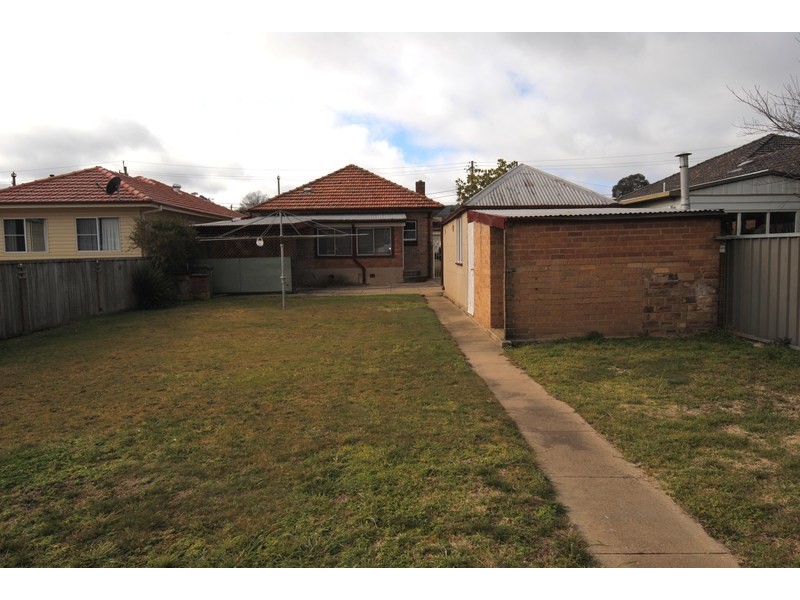 62 Rifle Parade, Lithgow NSW 2790