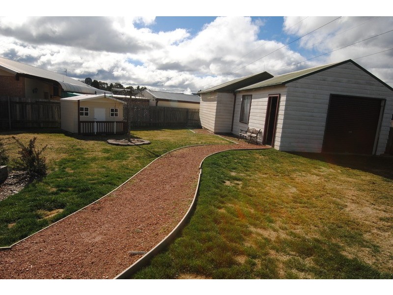 10 Pindari Place, Wallerawang NSW 2845