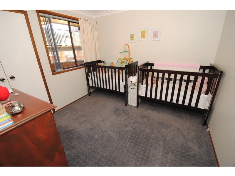 11 Chivers Close, Lithgow NSW 2790