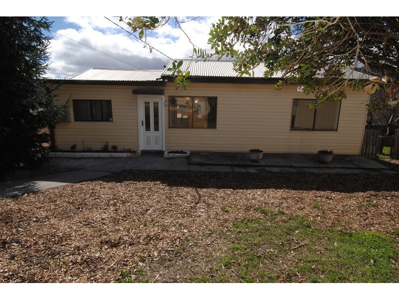 21 Inner Crescent, Lithgow NSW 2790