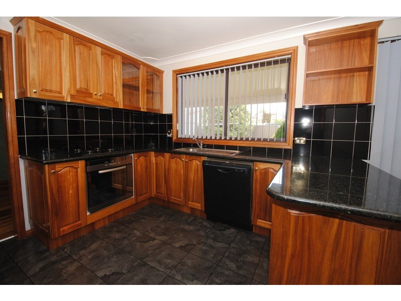 2 Enfield Avenue, Lithgow NSW 2790