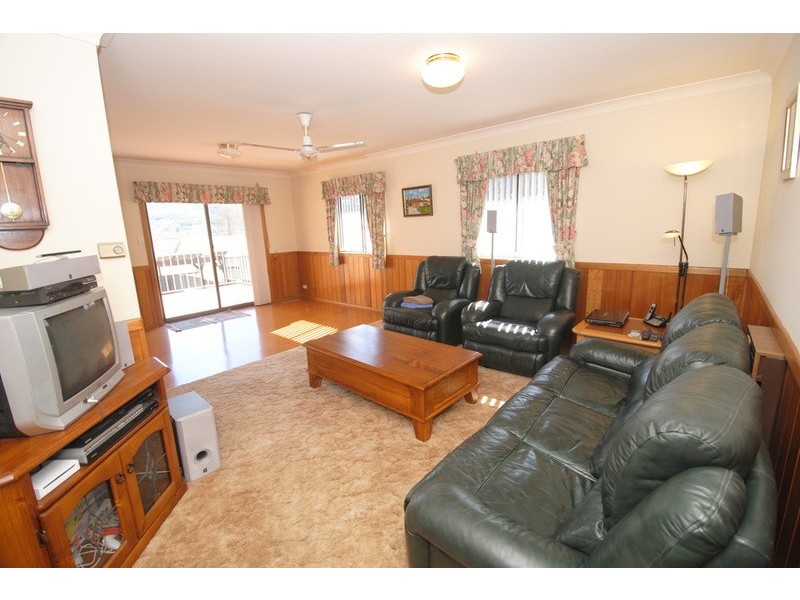 54 James Parade, Wallerawang NSW 2845