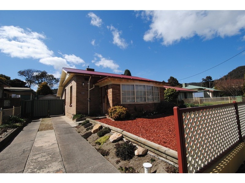 12 Rabaul Street, Lithgow NSW 2790