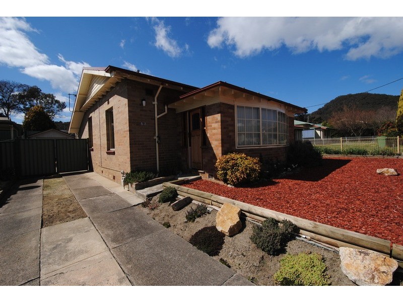 12 Rabaul Street, Lithgow NSW 2790