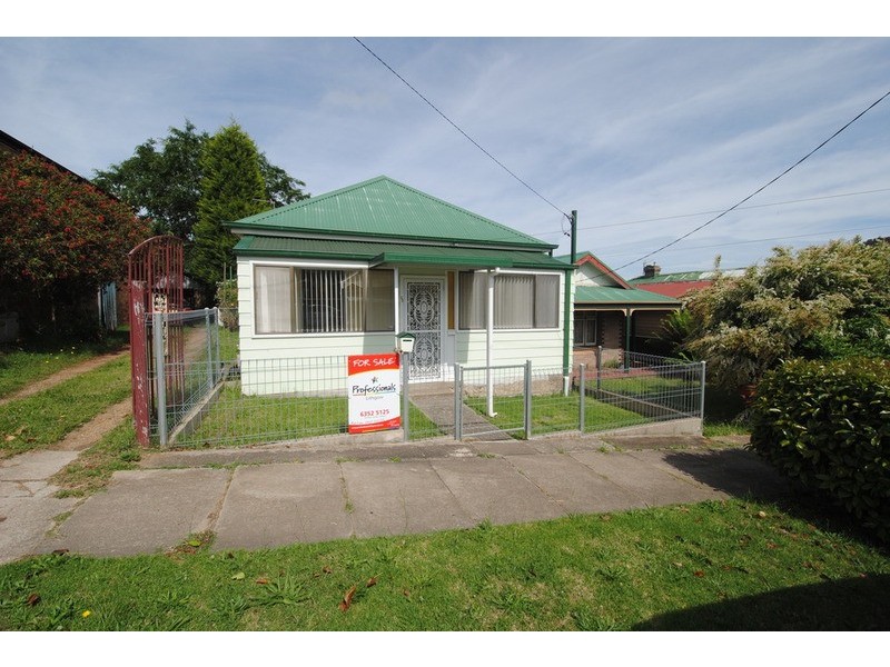 22 Ferro Street, Lithgow NSW 2790