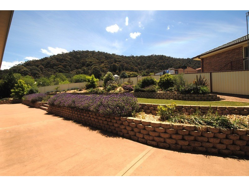 8 Wilton Close, Lithgow NSW 2790