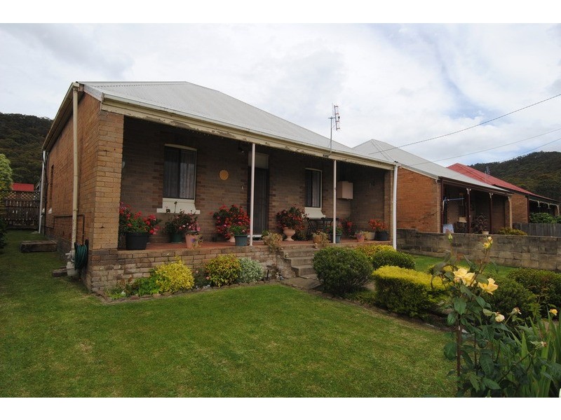30 Silcock Street, Lithgow NSW 2790
