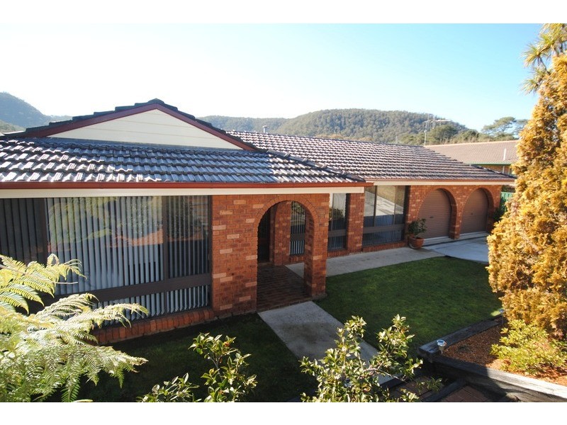 11 Chivers Close, Lithgow NSW 2790