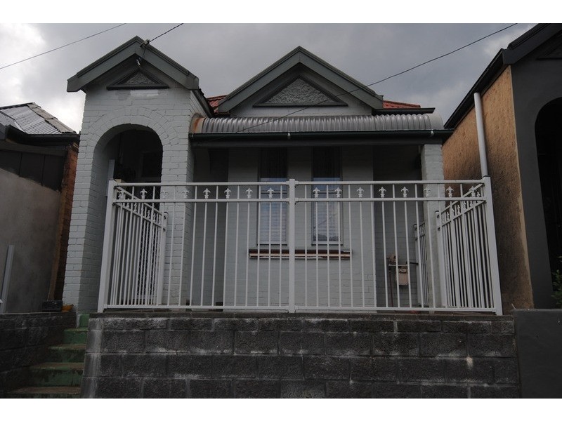 53 Railway Parade, Lithgow NSW 2790