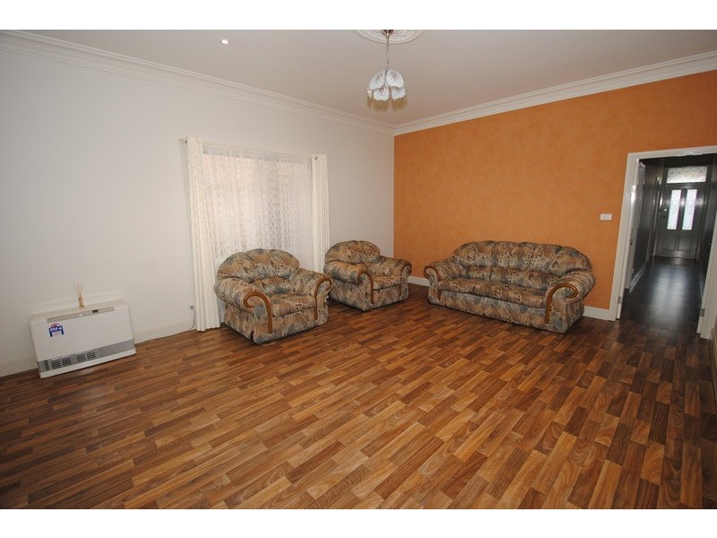 53 Railway Parade, Lithgow NSW 2790