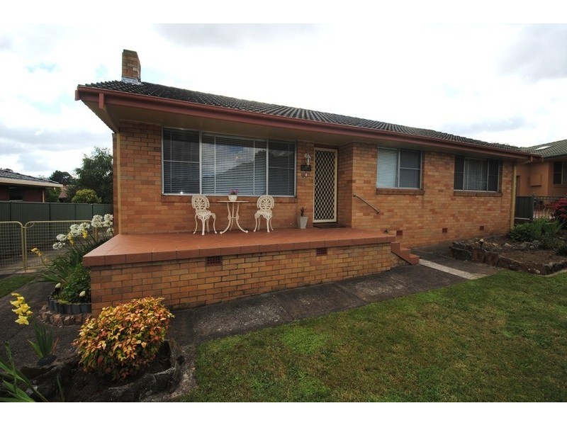 9 Wattle Grove, Lithgow NSW 2790