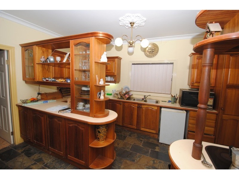 48 Railway Avenue, Portland NSW 2847