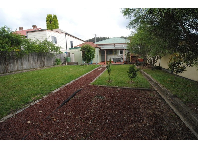 20 Lett Street, Lithgow NSW 2790