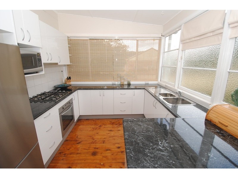 25 Rifle Parade, Lithgow NSW 2790