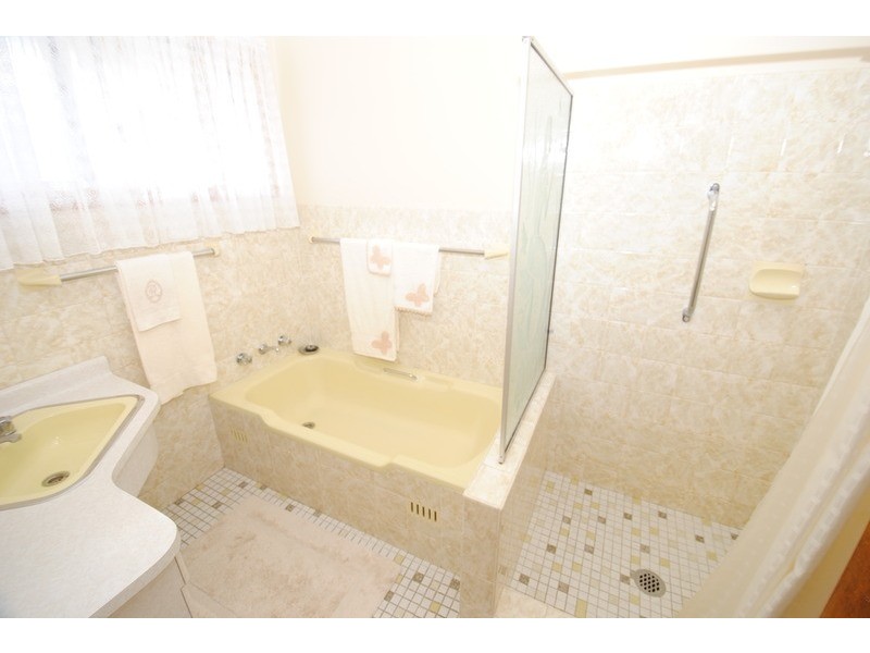 9 Wattle Grove, Lithgow NSW 2790