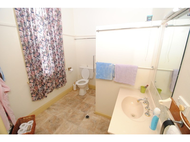 42 Hayley Street, Lithgow NSW 2790