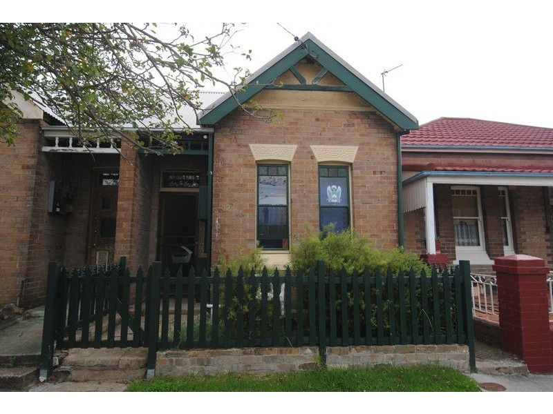 42 Hayley Street, Lithgow NSW 2790