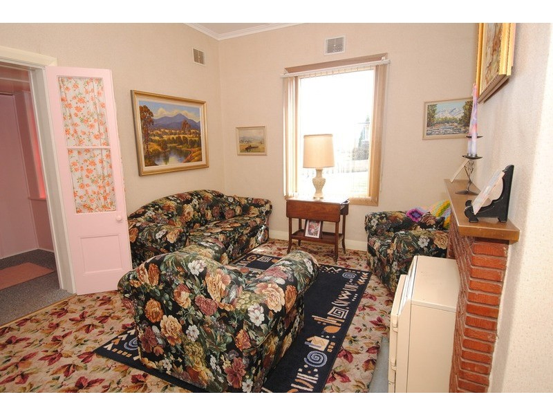 12 Rabaul Street, Lithgow NSW 2790