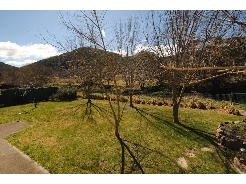 12 Chivers Close, Lithgow NSW 2790