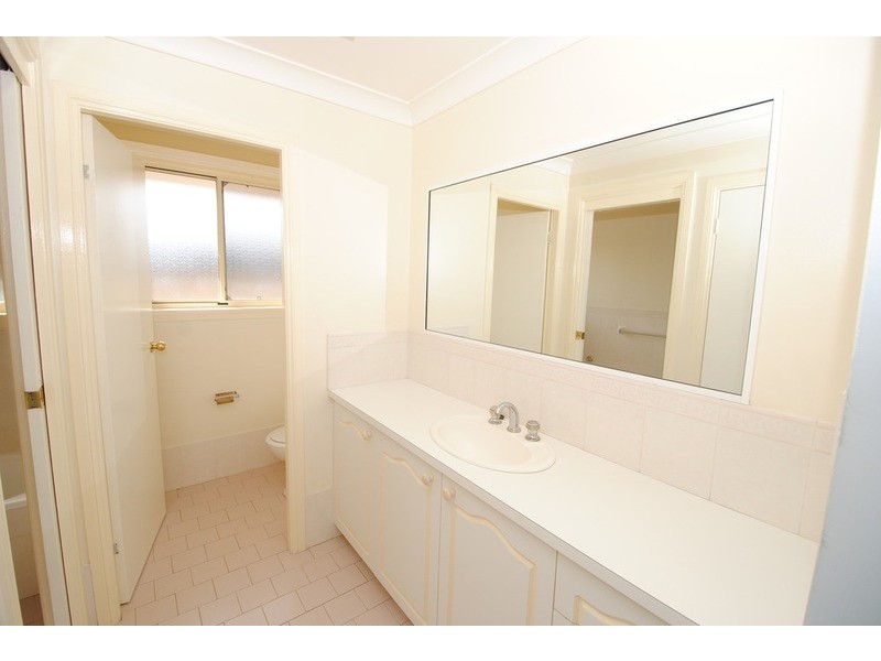 6 Sandalwood Drive, South Bowenfels NSW 2790