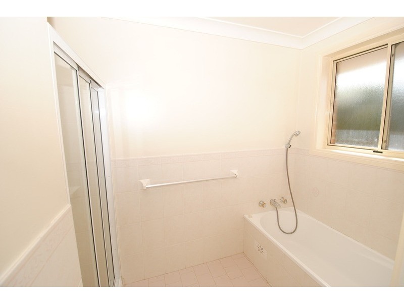 6 Sandalwood Drive, South Bowenfels NSW 2790