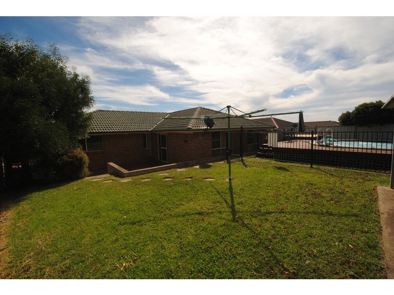 6 Sandalwood Drive, South Bowenfels NSW 2790