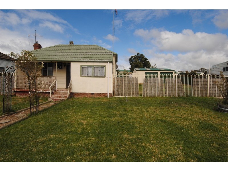 17 Elizabeth Street, Wallerawang NSW 2845
