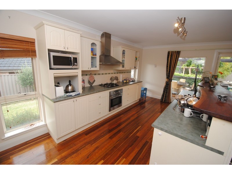 10 Thornley Close, Lithgow NSW 2790