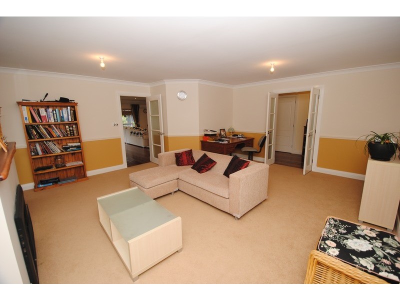 10 Thornley Close, Lithgow NSW 2790