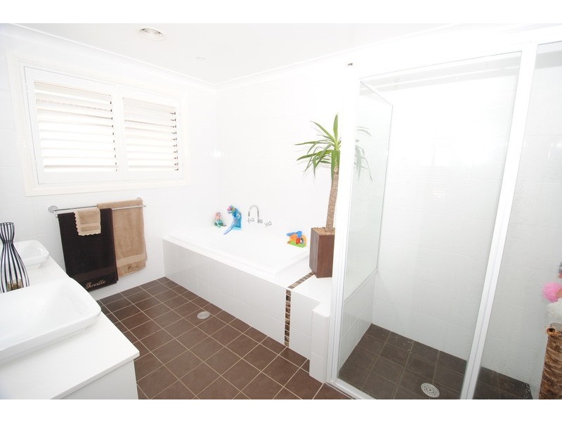 10 Surveyors Way, Lithgow NSW 2790