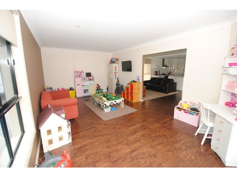 10 Surveyors Way, Lithgow NSW 2790