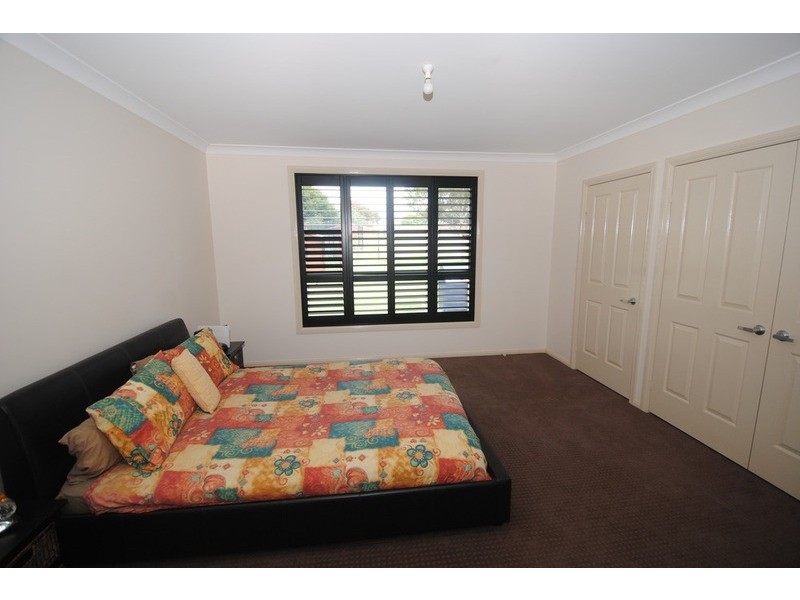 10 Surveyors Way, Lithgow NSW 2790