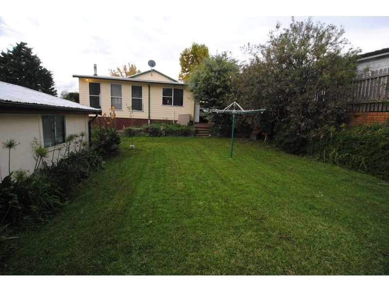 16 Stewart Street, Lithgow NSW 2790