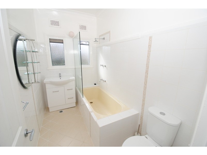 25 Rifle Parade, Lithgow NSW 2790