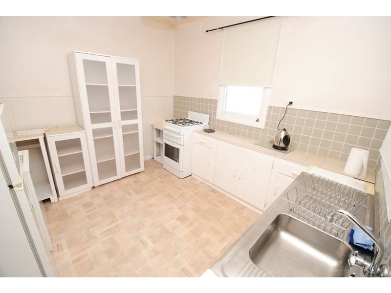 126 Inch Street, Lithgow NSW 2790