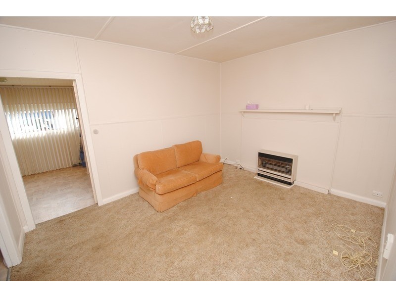 126 Inch Street, Lithgow NSW 2790
