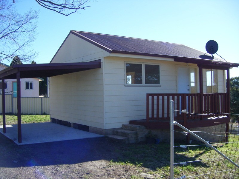 1/3 Paine Street, Portland NSW 2847