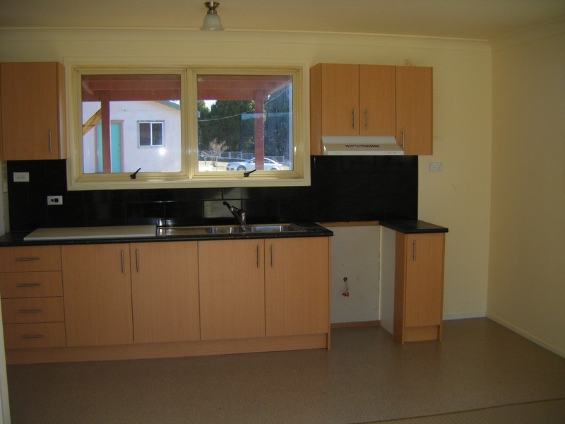 1/3 Paine Street, Portland NSW 2847