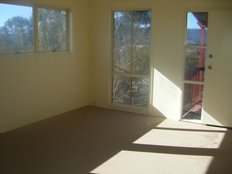 1/3 Paine Street, Portland NSW 2847