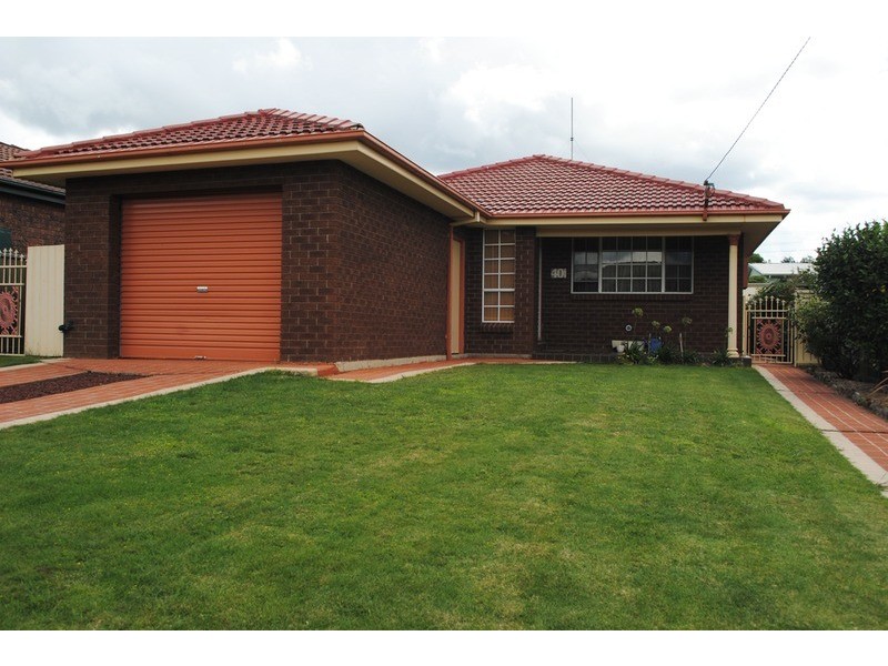 40 Enfield Avenue, Lithgow NSW 2790