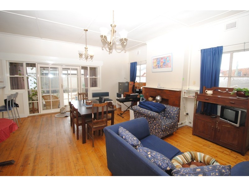 41 Railway Parade, Lithgow NSW 2790