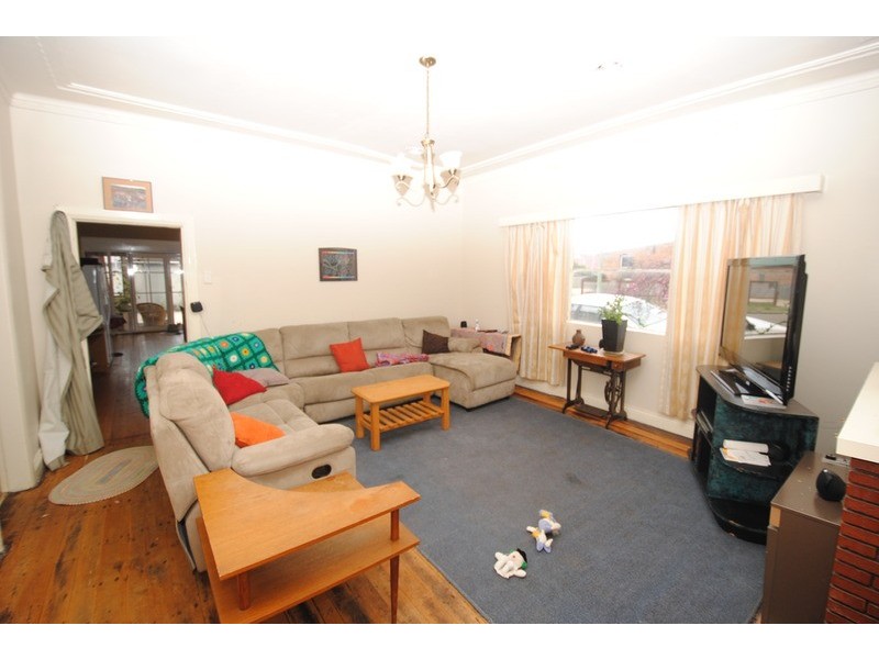41 Railway Parade, Lithgow NSW 2790