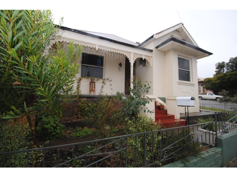 41 Railway Parade, Lithgow NSW 2790